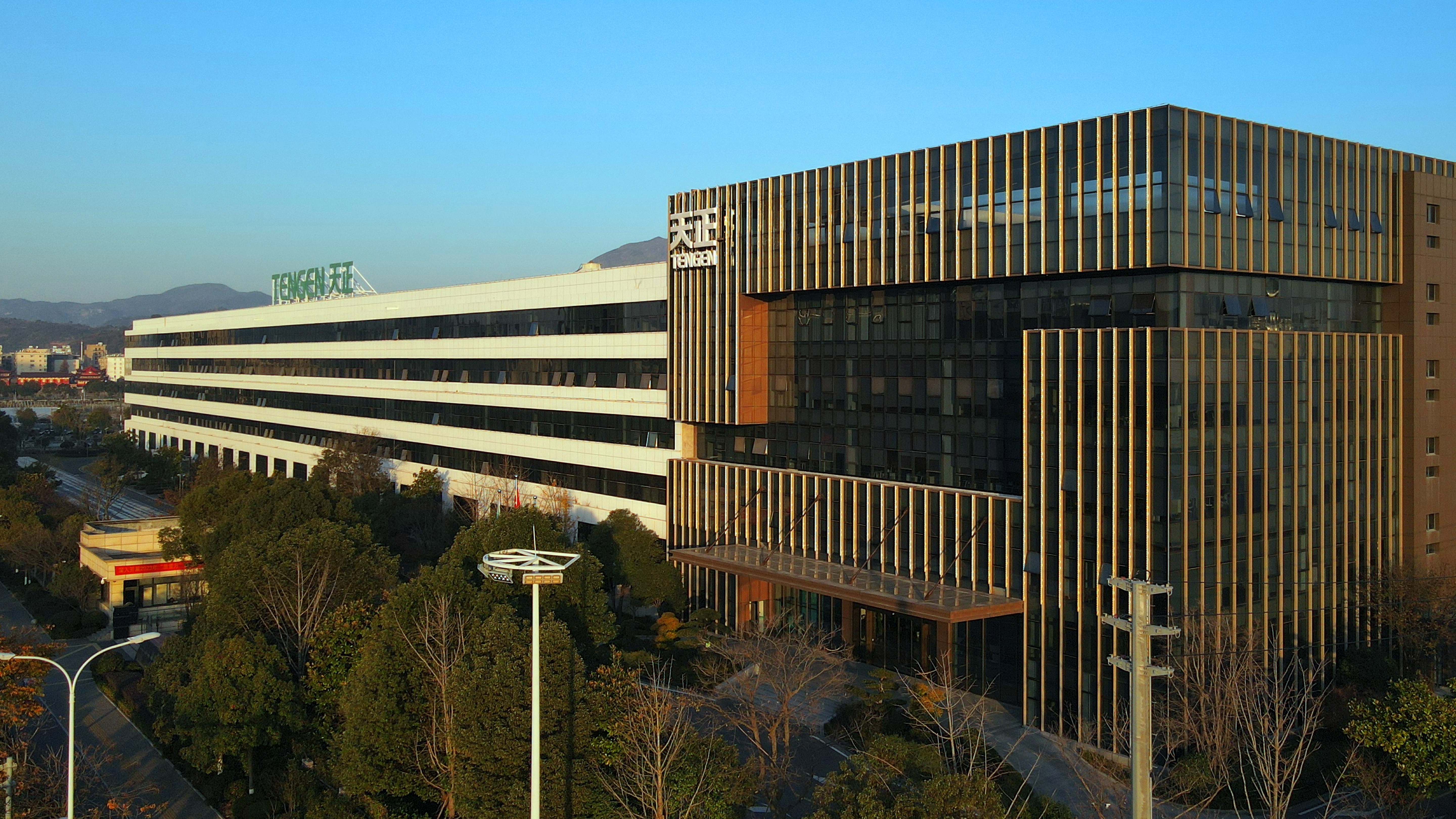 位列榜首！凯发k8网站获评“最美工厂”荣誉